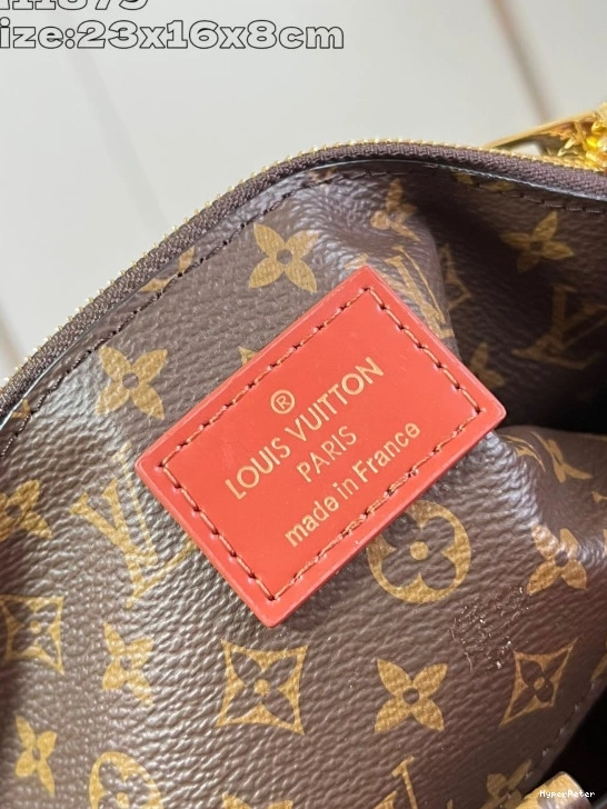 MM-23*17*9.5CM TWIST LOUIS VUITTON 0718